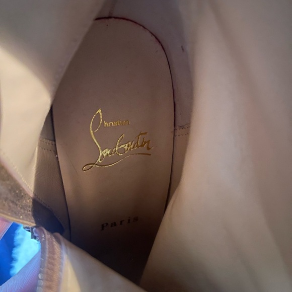 Authentic Christian Louboutin boot with 2 sets of heel replace - Picture 5 of 7